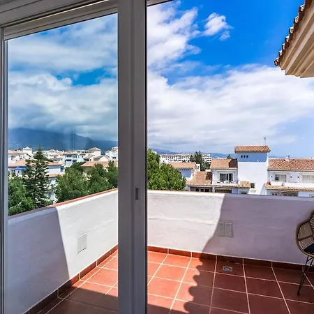 Lägenhet Luxurious High-end Penthouse In Puerto Banus