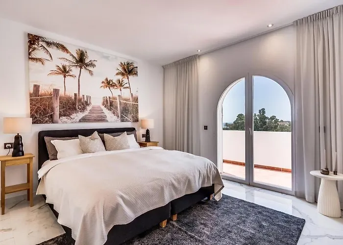 Luxurious High-end Penthouse In Puerto Banus Appartamento *