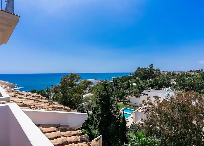 Luxurious High-end Penthouse In Puerto Banus Marbella